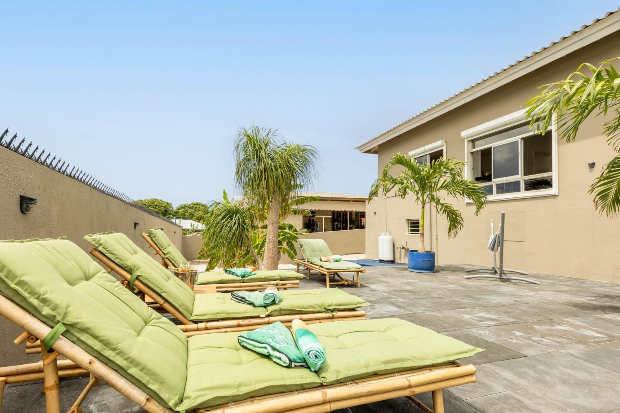 Familiewoning Met Prive Zwembad Villa วิลเลมสตัด ภายนอก รูปภาพ